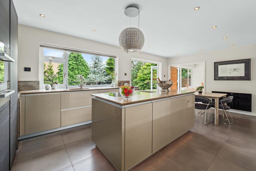 Additional property image - Tainters Hill, Kenilworth, CV8