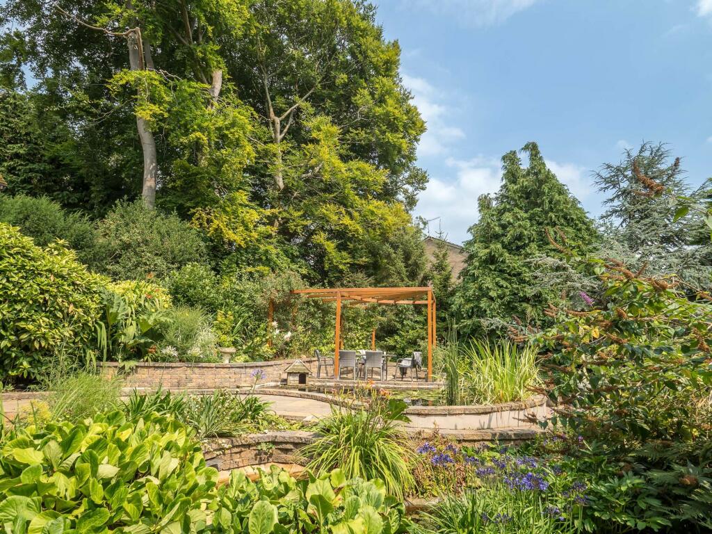 Additional property image - Tainters Hill, Kenilworth, CV8