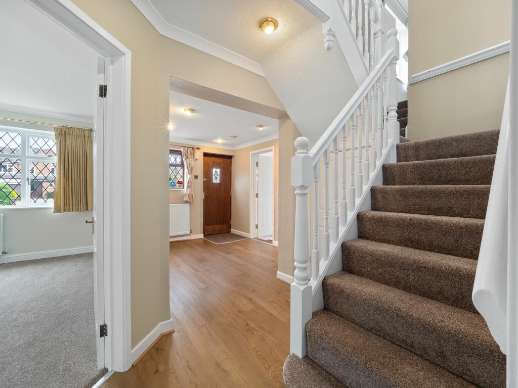 Additional property image - Arbour Close, Kenilworth, CV8