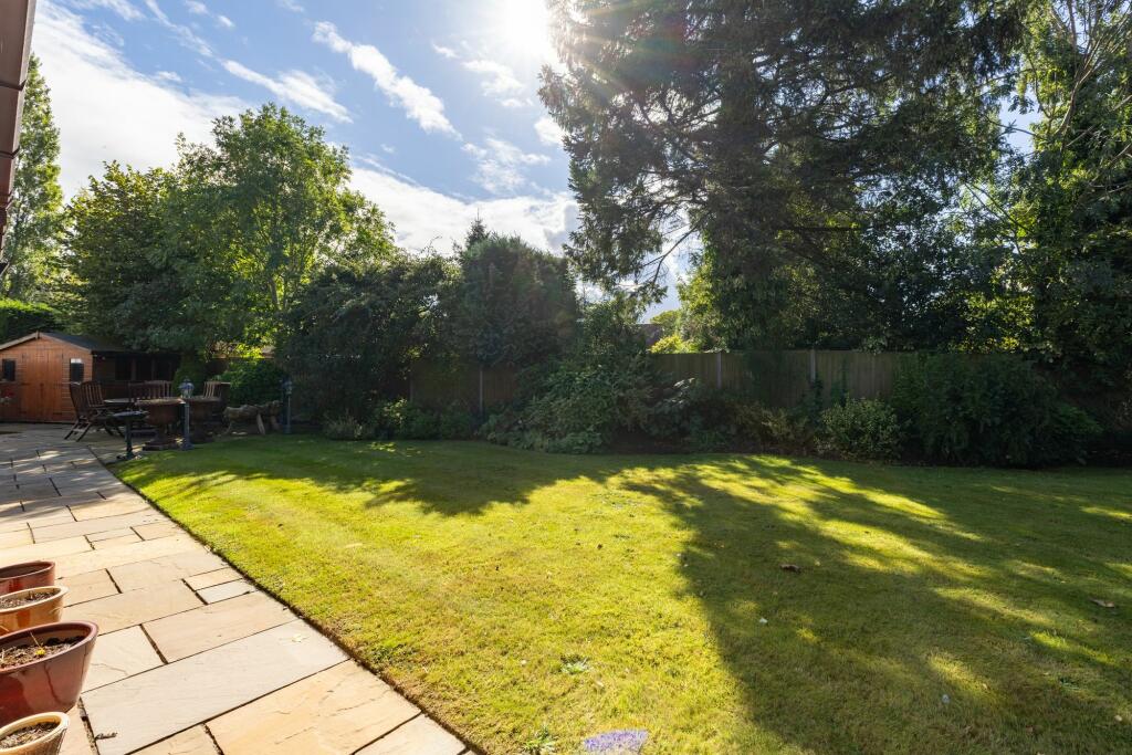 Additional property image - Arbour Close, Kenilworth, CV8