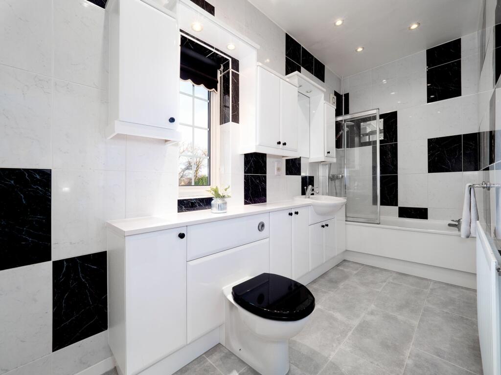 Additional property image - Beverley Road, Leamington Spa, CV32