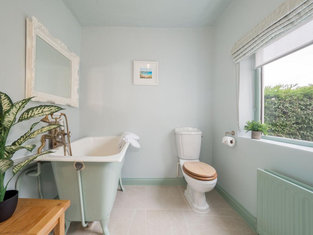 Additional property image - Bascote, Southam, CV47