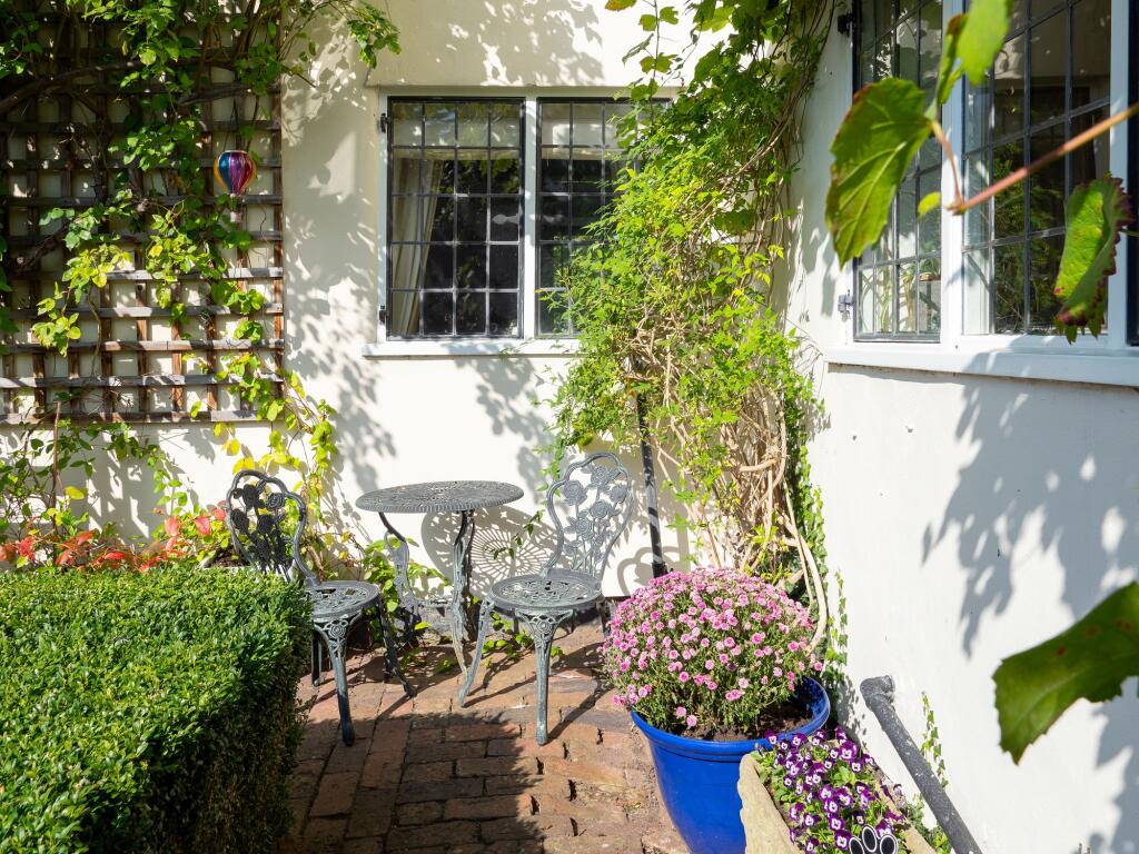 Additional property image - Bascote, Southam, CV47