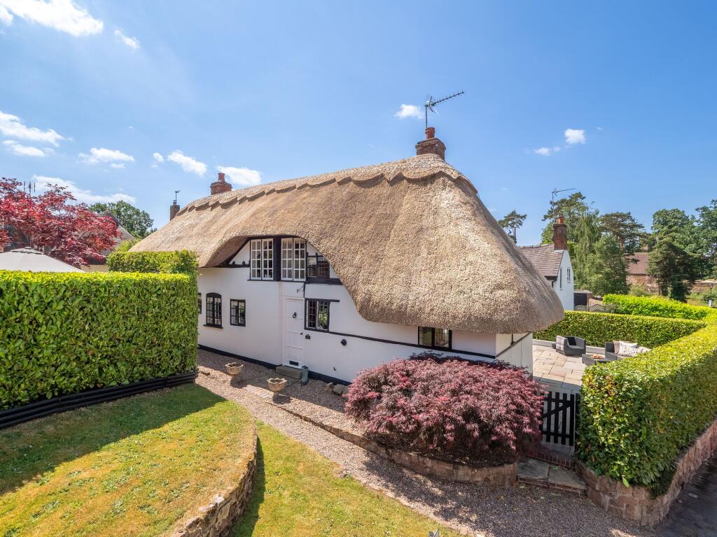 Main image of property: Castle Hill, Kenilworth, CV8