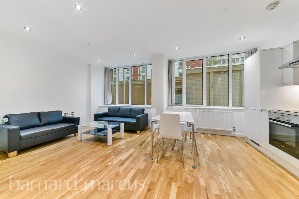 Main image of property: Emerald House, 15 Lansdowne Road, CROYDON