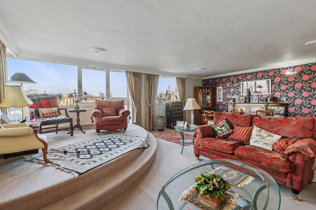 Main image of property: River Court, Upper Ground