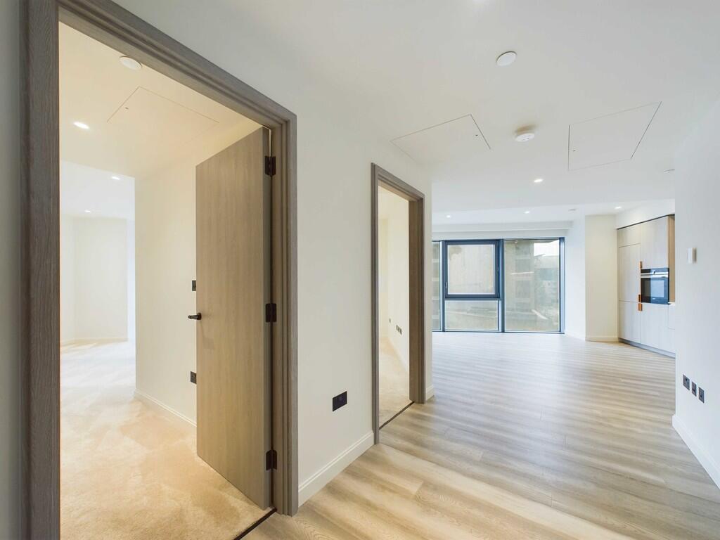 Main image of property: Aspen, Canary Wharf