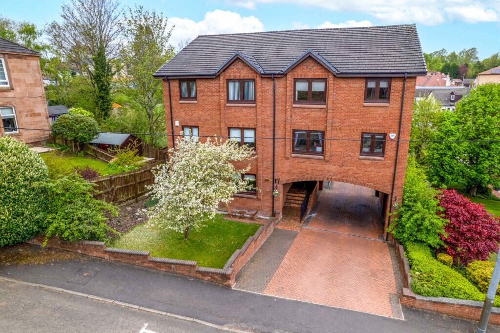 2 bedroom flat for sale in 3 Earls Court, 17 Langside Road, Bothwell, G71