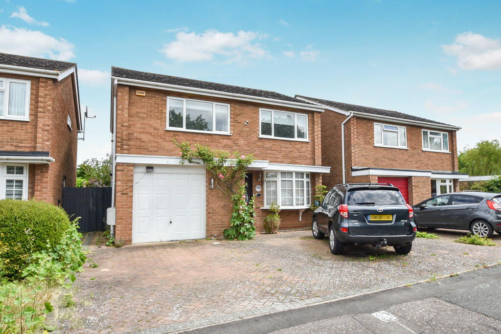 4 bedroom detached house for sale in Welby Close, Perry, PE28