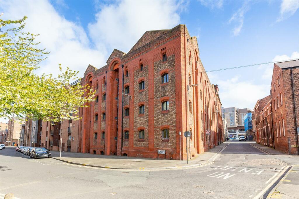 Main image of property: 12 York Street, Liverpool, L1