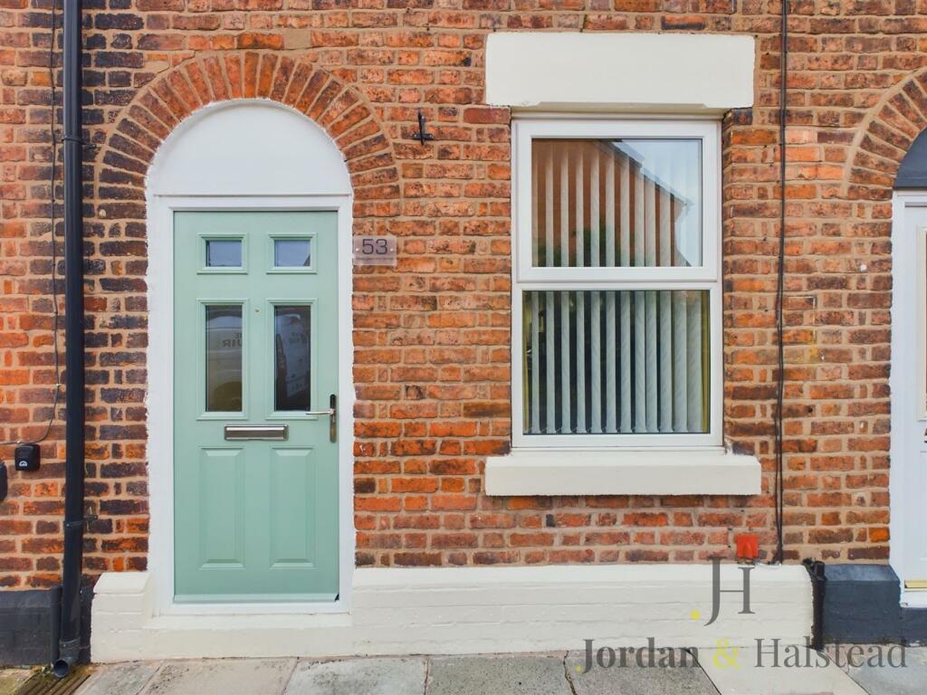 1 bedroom terraced house for sale in Black Diamond Street, Chester