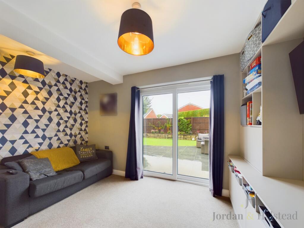 Additional property image - Fairholme Close, Saughall, Chester, Cheshire, CH1