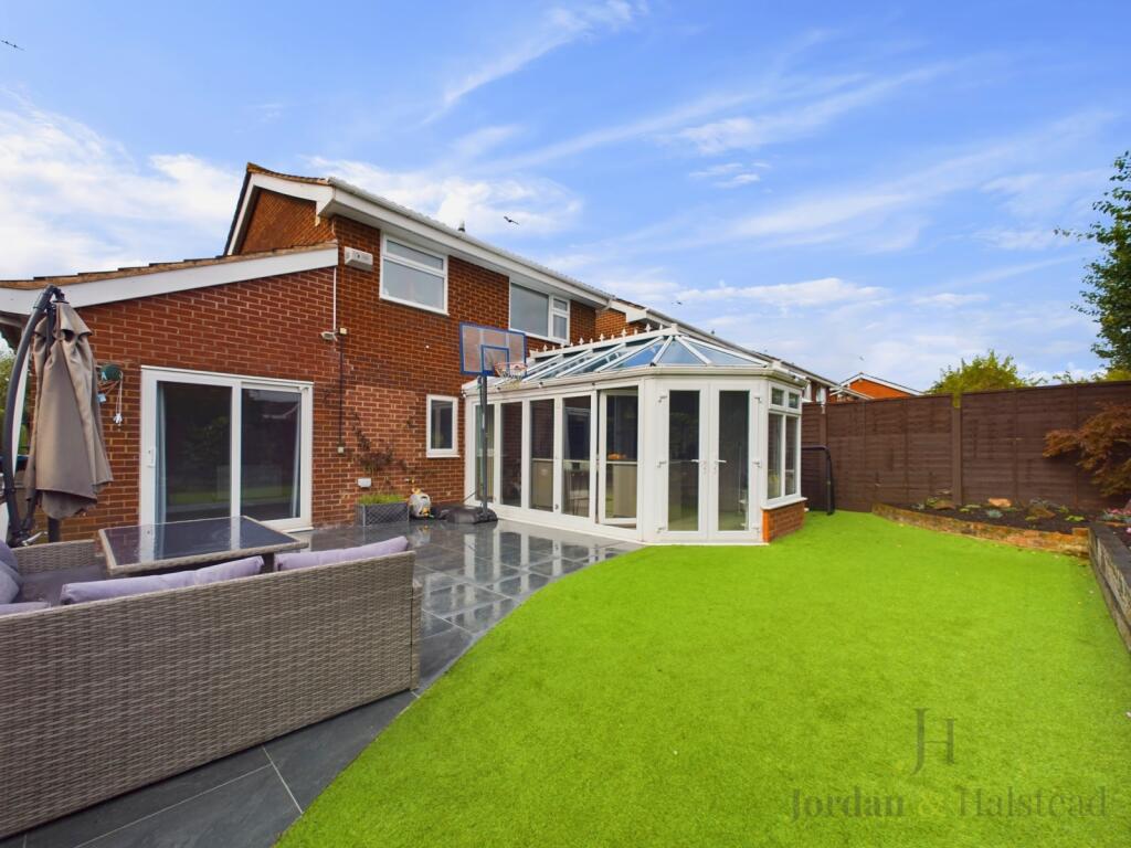 Additional property image - Fairholme Close, Saughall, Chester, Cheshire, CH1