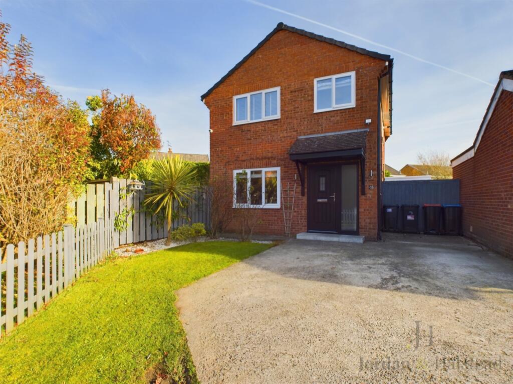 Main image of property: Dublin Croft, Great Sutton, Ellesmere Port, Cheshire, CH66