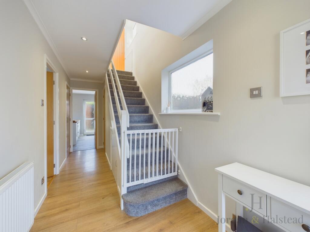 Additional property image - Dublin Croft, Great Sutton, Ellesmere Port, Cheshire, CH66
