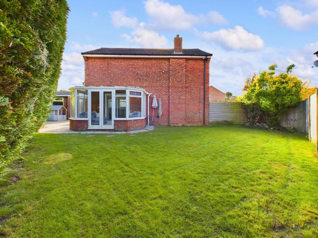 Additional property image - Dublin Croft, Great Sutton, Ellesmere Port, Cheshire, CH66