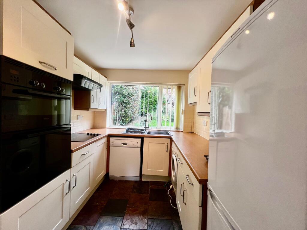 3 bedroom house for rent in Kesteven Way, SOUTHAMPTON, SO18