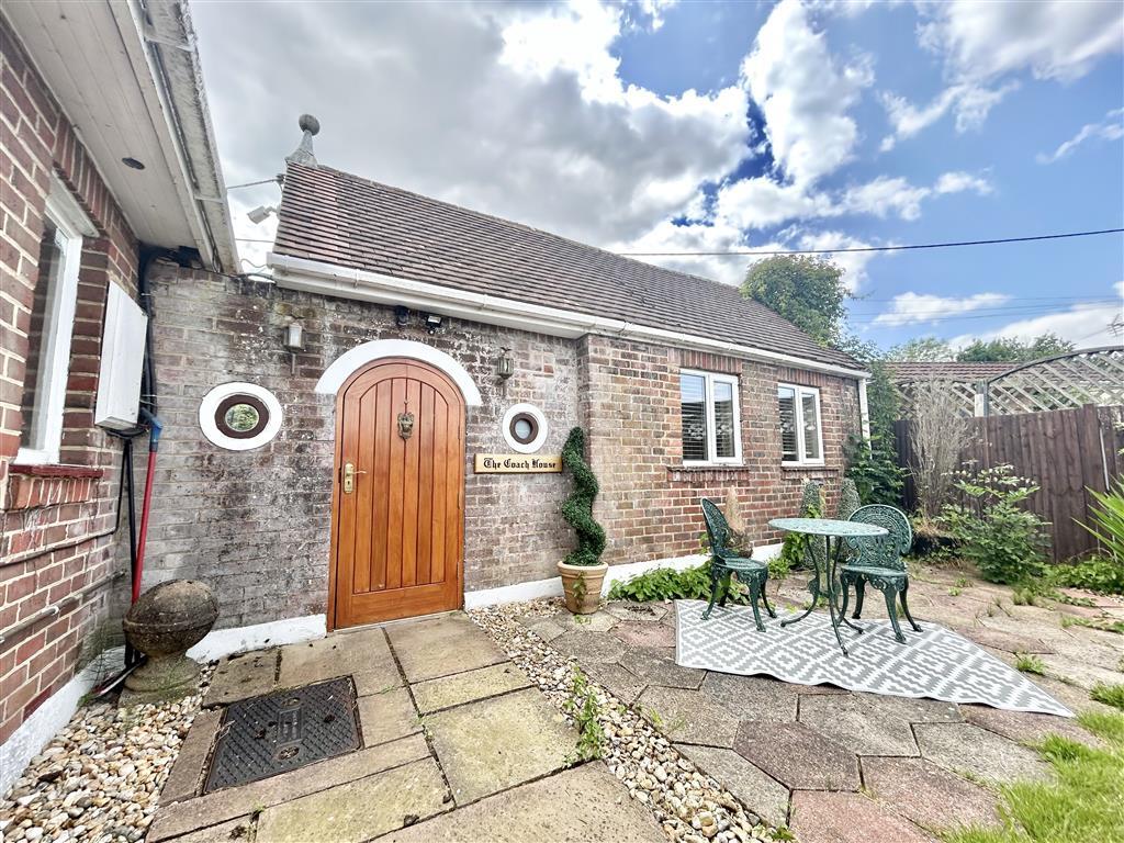 Main image of property: Winchester Road, Fair Oak, EASTLEIGH