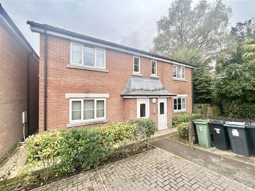 Main image of property: Lower Northam Road, Hedge End, SOUTHAMPTON