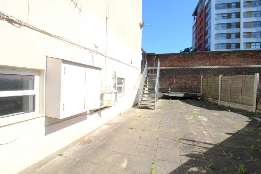 1 bedroom flat for rent in Romford Road, London, E12