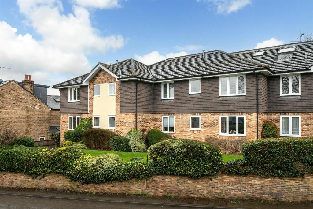 2 bedroom retirement property for sale in The Cloisters, Church Lane