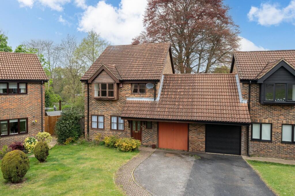 Main image of property: The Sycamores, Felden, Hemel Hempstead, Hertfordshire, HP3 0LL
