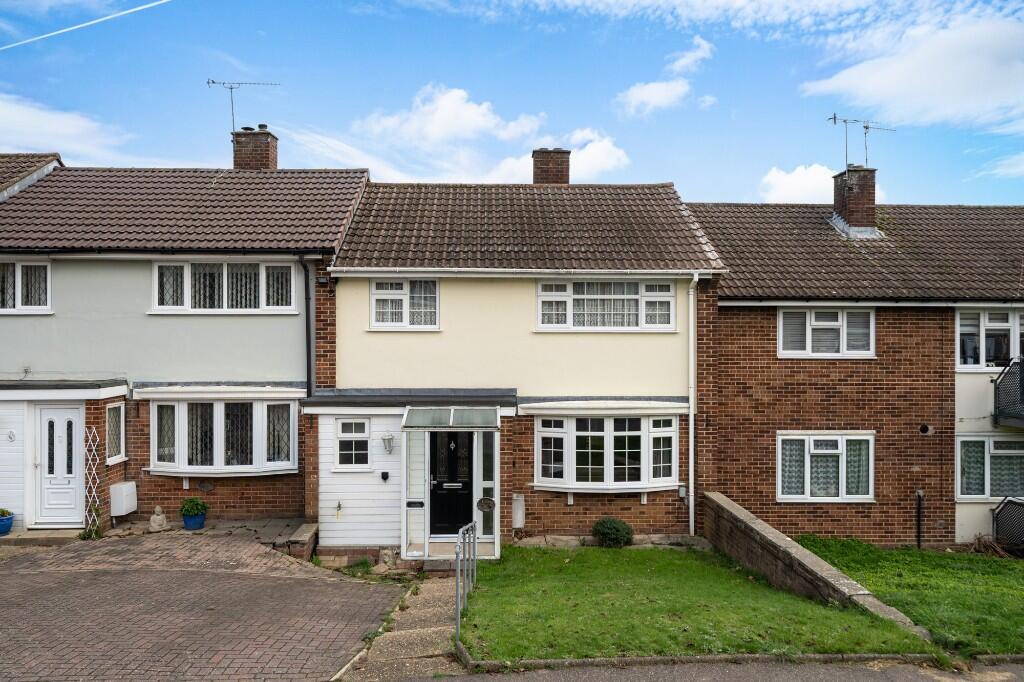 Main image of property: Fennycroft Road, Gadebridge, Hemel Hempstead, Hertfordshire, HP1 3NS