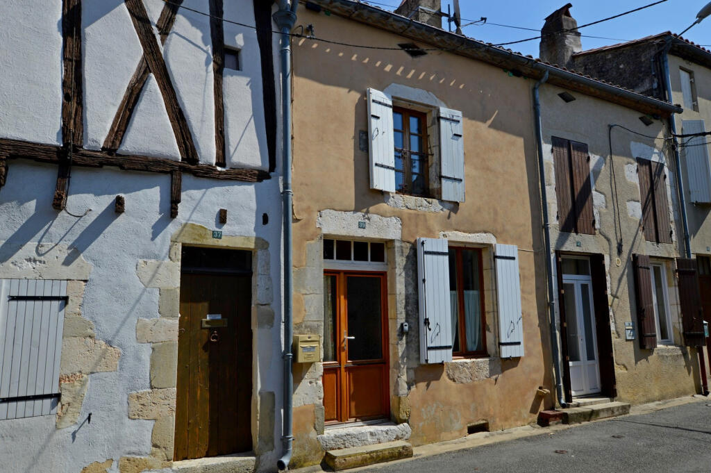 Main image of property: Aquitaine, Lot-et-Garonne, Duras