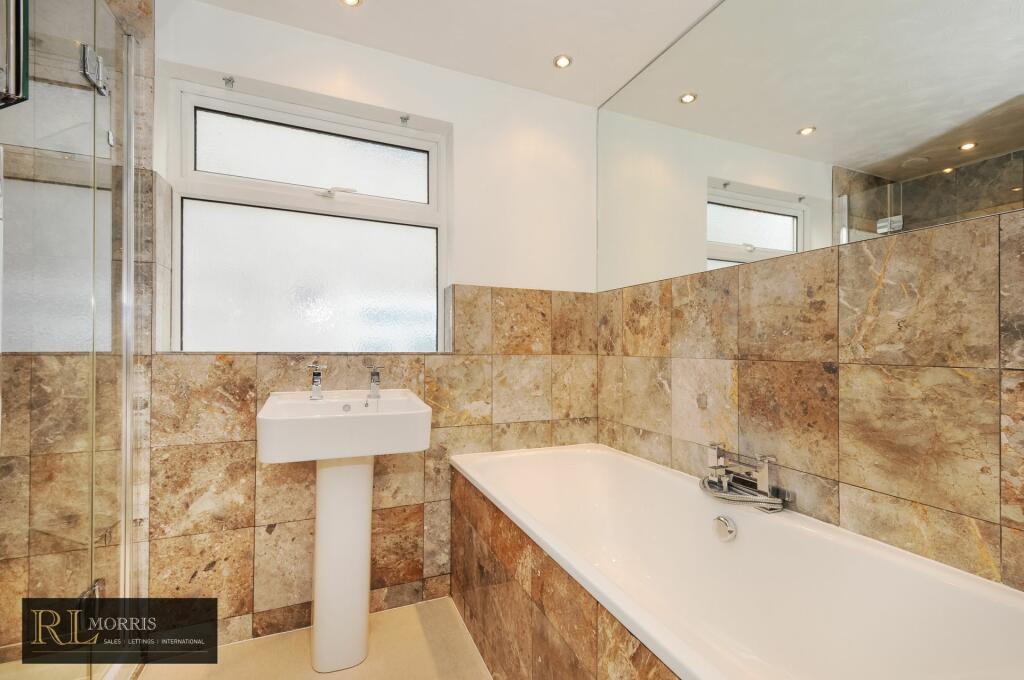 3 bedroom house for sale in Church Hill, Loughton, IG10