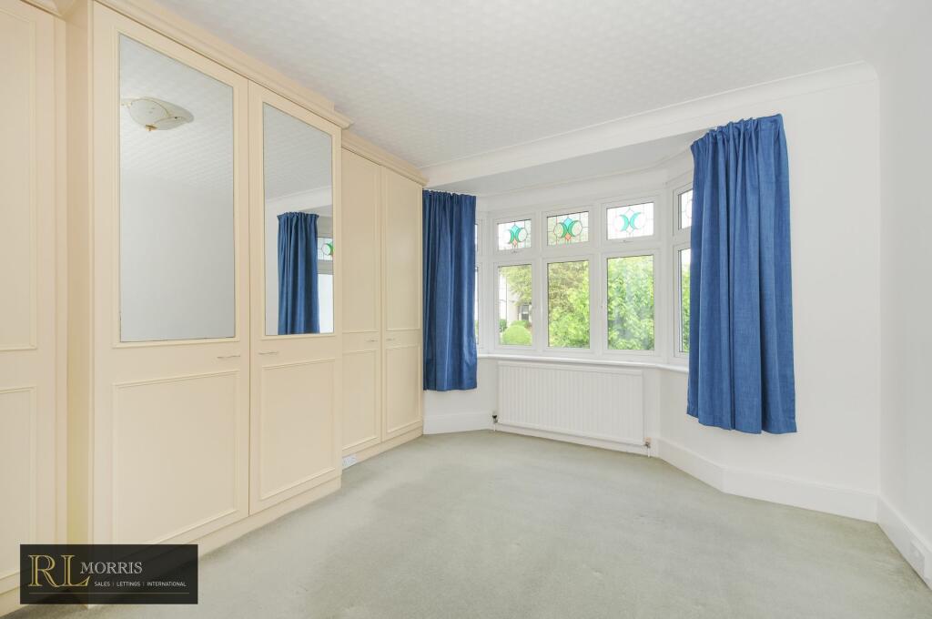 3 bedroom house for sale in Church Hill, Loughton, IG10
