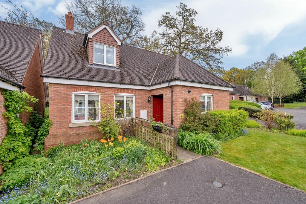 2 bedroom retirement property for sale in Compton Court, Lime Tree