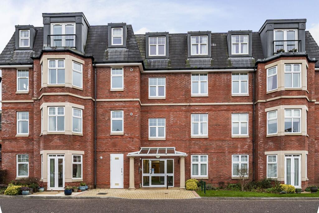 Main image of property: Vivary House, KInglake Drive, Taunton, TA1