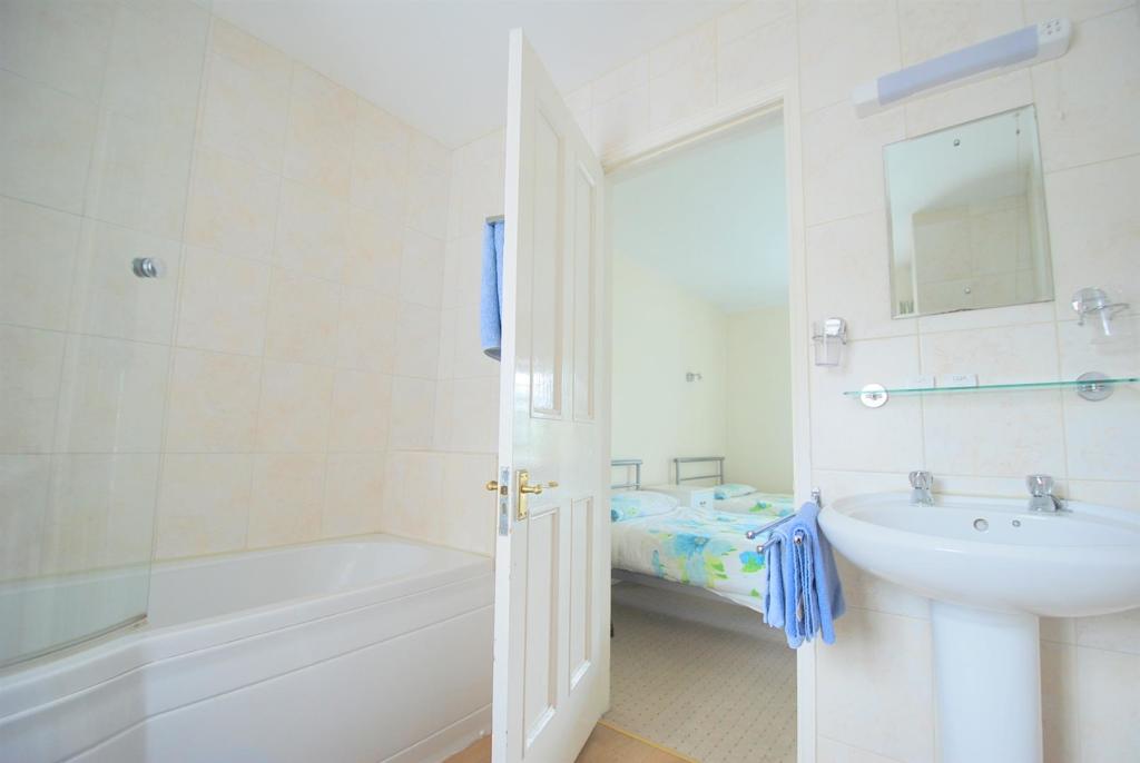 Commercial property for sale in Llangurig, Llanidloes, SY18