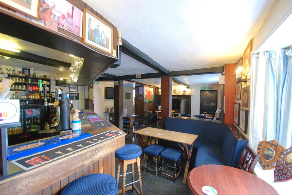 Commercial property for sale in Llangurig, Llanidloes, SY18