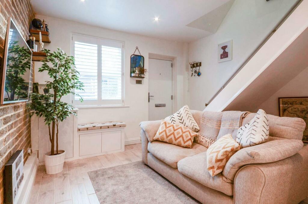 Additional property image - Old London Road, ST. ALBANS