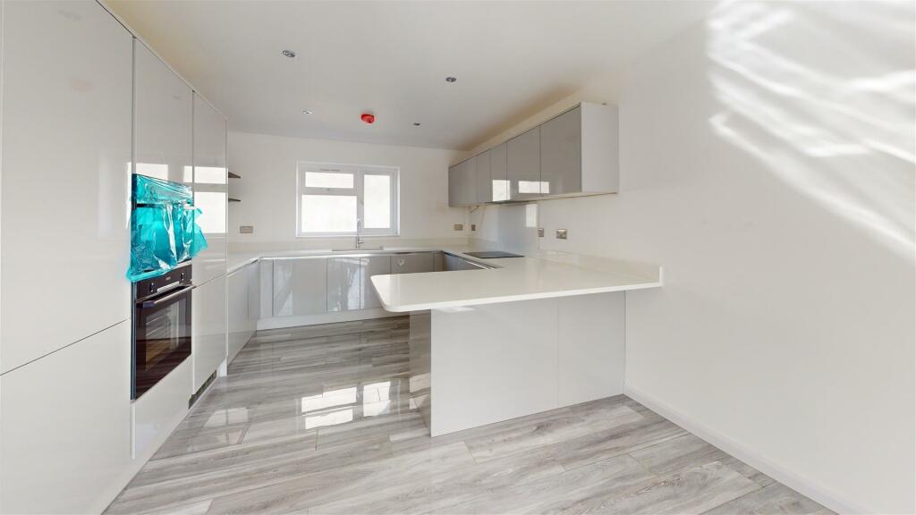 Additional property image - Llanmaes Road, Llantwit Major