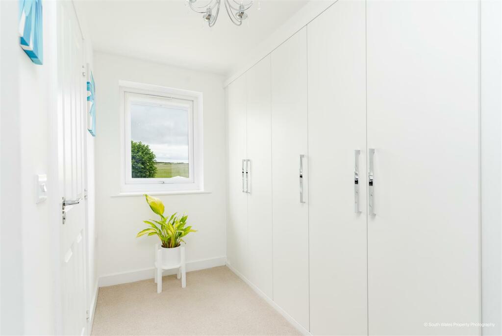 Additional property image - Crompton Way, Ogmore-By-Sea