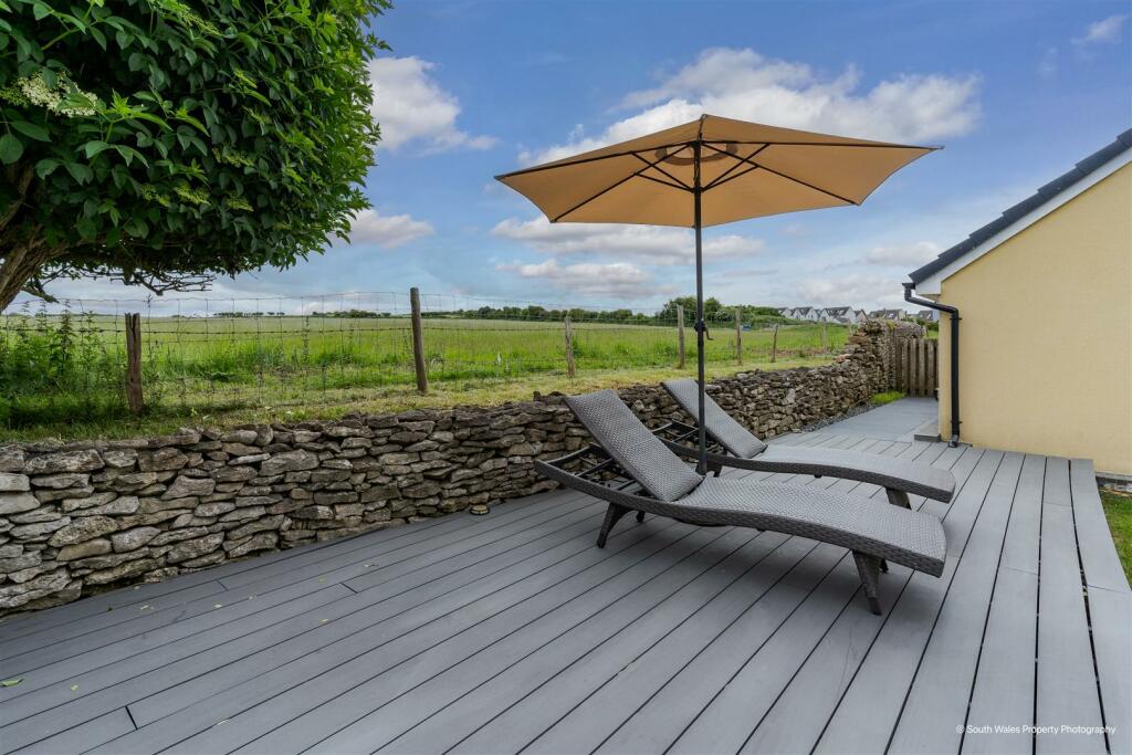 Additional property image - Crompton Way, Ogmore-By-Sea