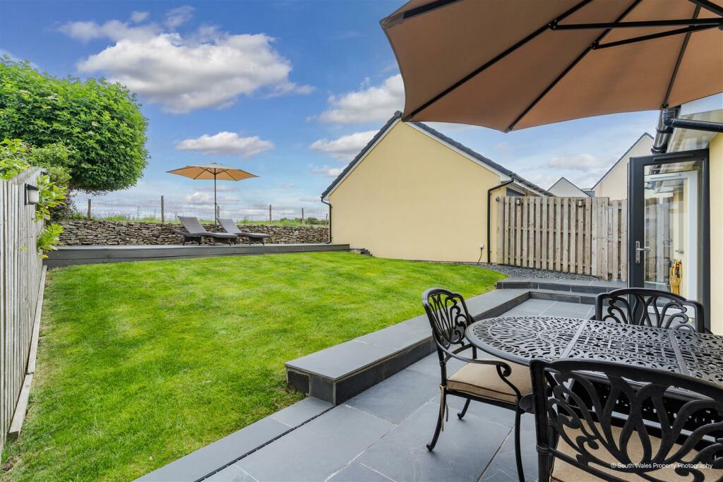 Additional property image - Crompton Way, Ogmore-By-Sea