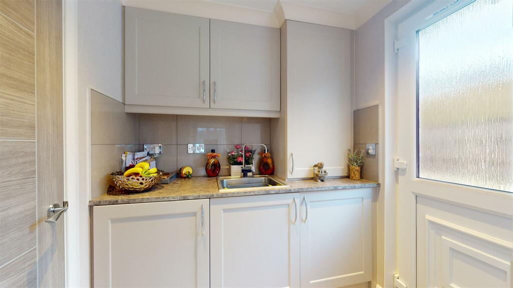 Additional property image - Pont Pentre Park, Upper Boat, Pontypridd