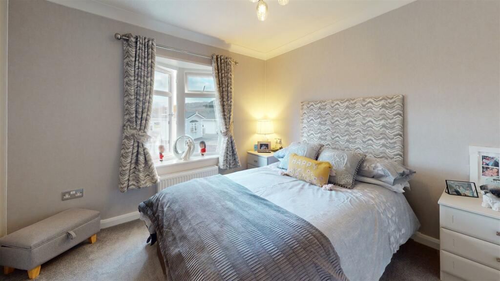 Additional property image - Pont Pentre Park, Upper Boat, Pontypridd