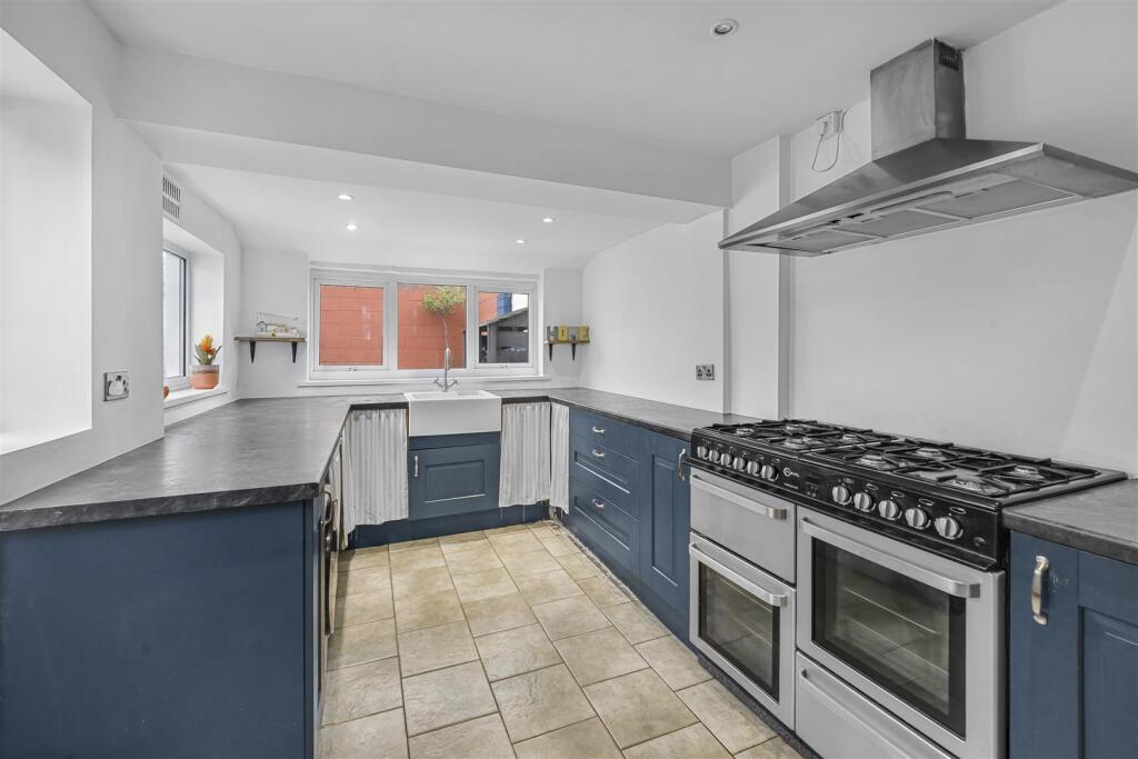 Additional property image - Salisbury Road, Barry
