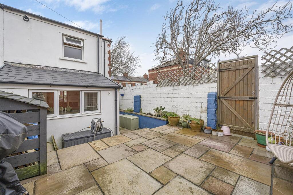 Additional property image - Salisbury Road, Barry