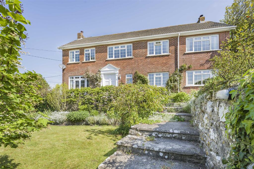 Main image of property: Tara House, Llysworney