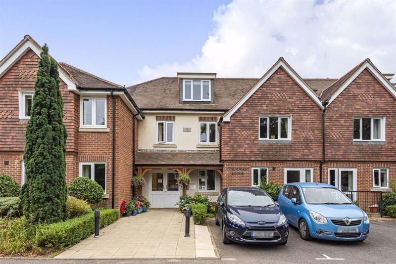 1 bedroom retirement property for sale in Headley Road, Hindhead