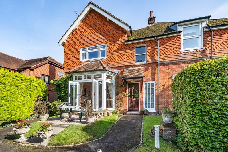 2 bedroom retirement property for sale in Crossways Road, Grayshott, GU26
