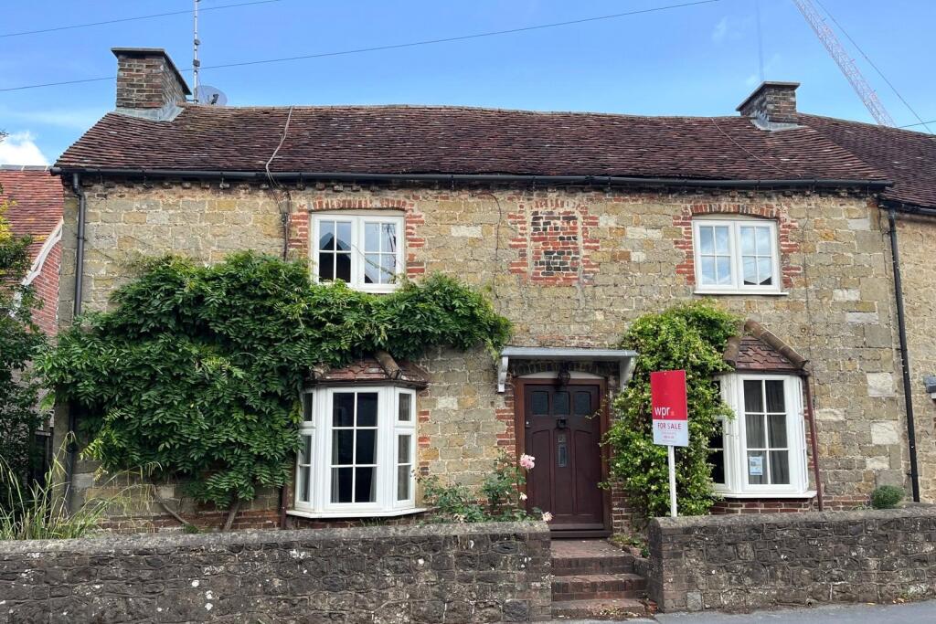 Main image of property: Haslemere Road, Liphook, Hampshire, GU30