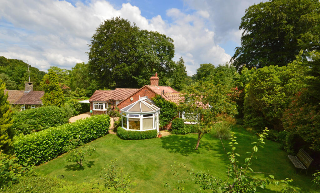 Main image of property: Kiln Way, Grayshott, Hampshire, GU26