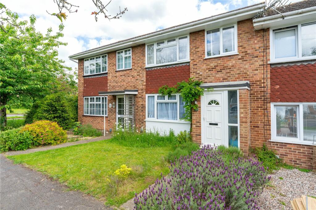 3 bedroom terraced house for sale in Guston Road, Vinters Park, Maidstone, ME14