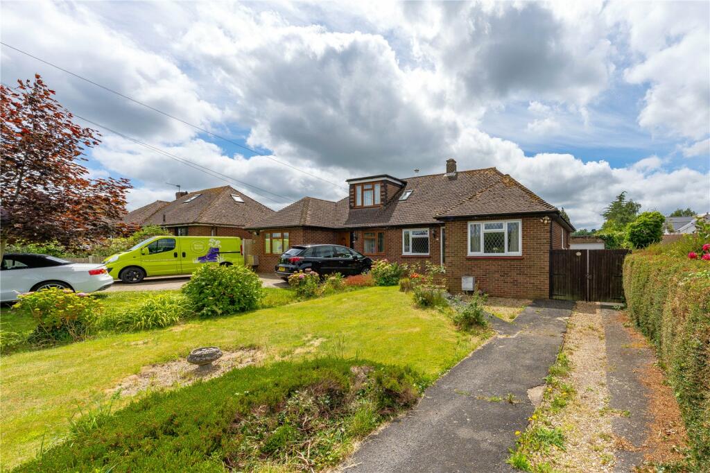 3 bedroom bungalow for sale in Haste Hill Road, Boughton Monchelsea